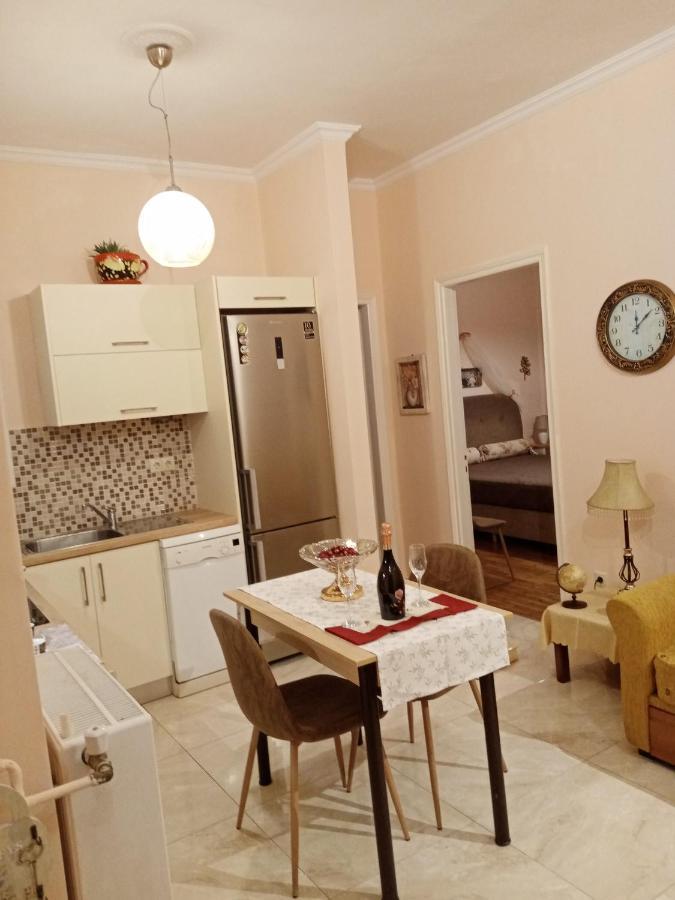 Ennie's Place Apartment