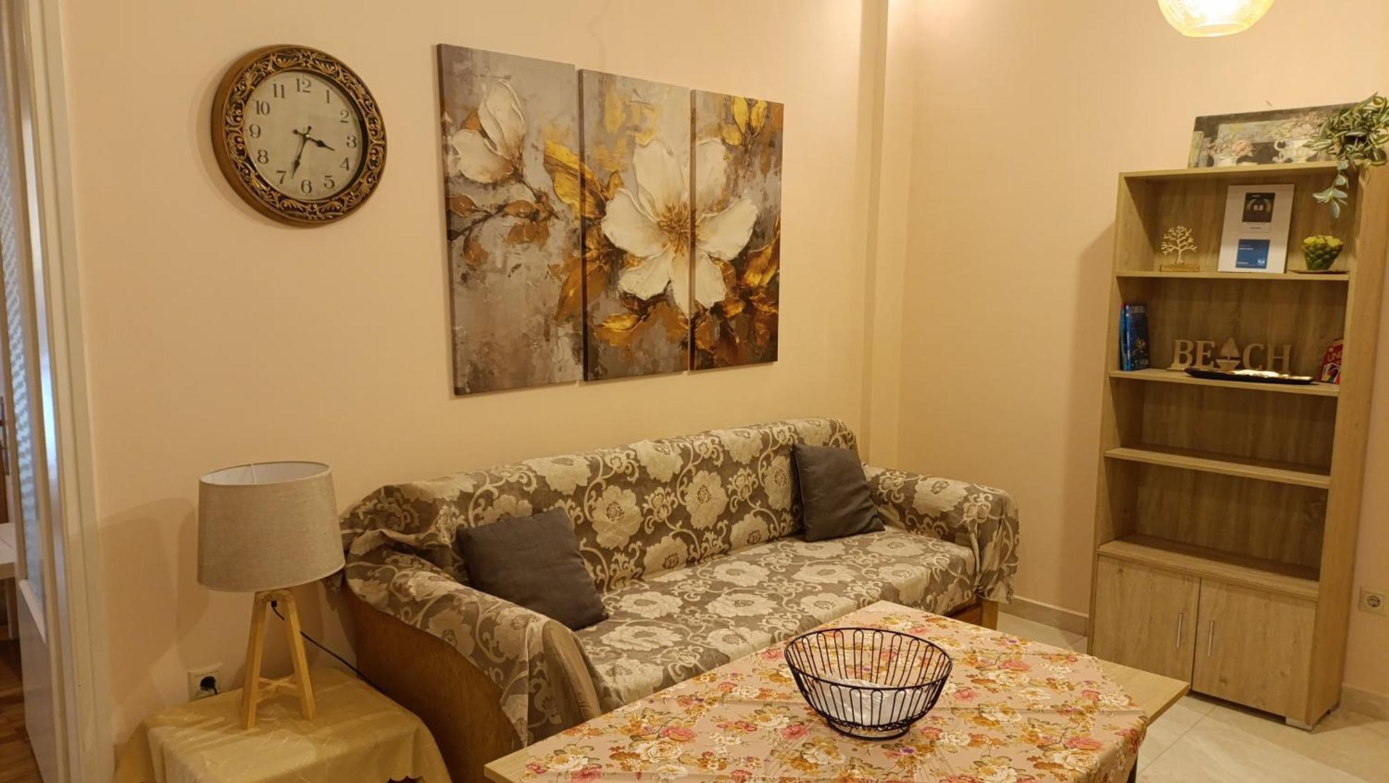Ennie's Place Corfu (city)